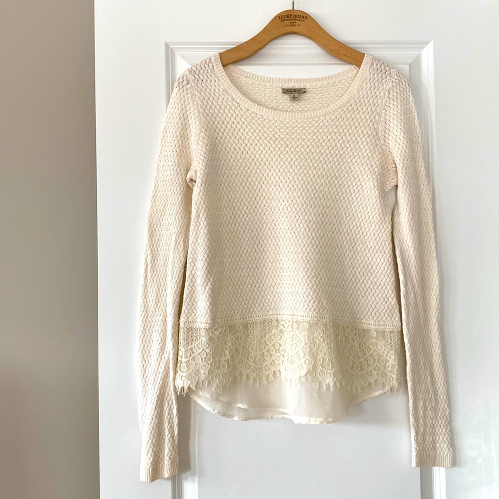 Lucky Brand Textured Sweater with Lacey Sheer Hem Sz Small w Measurements!